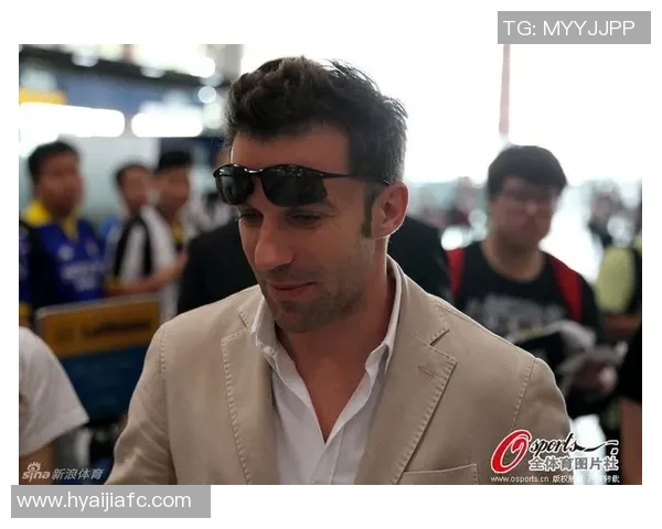 足球明星皮耶罗的卡通绘画艺术之旅与创作灵感分享